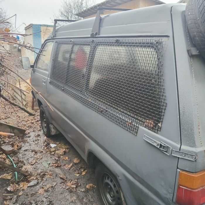 Продаю Тойота лит айс