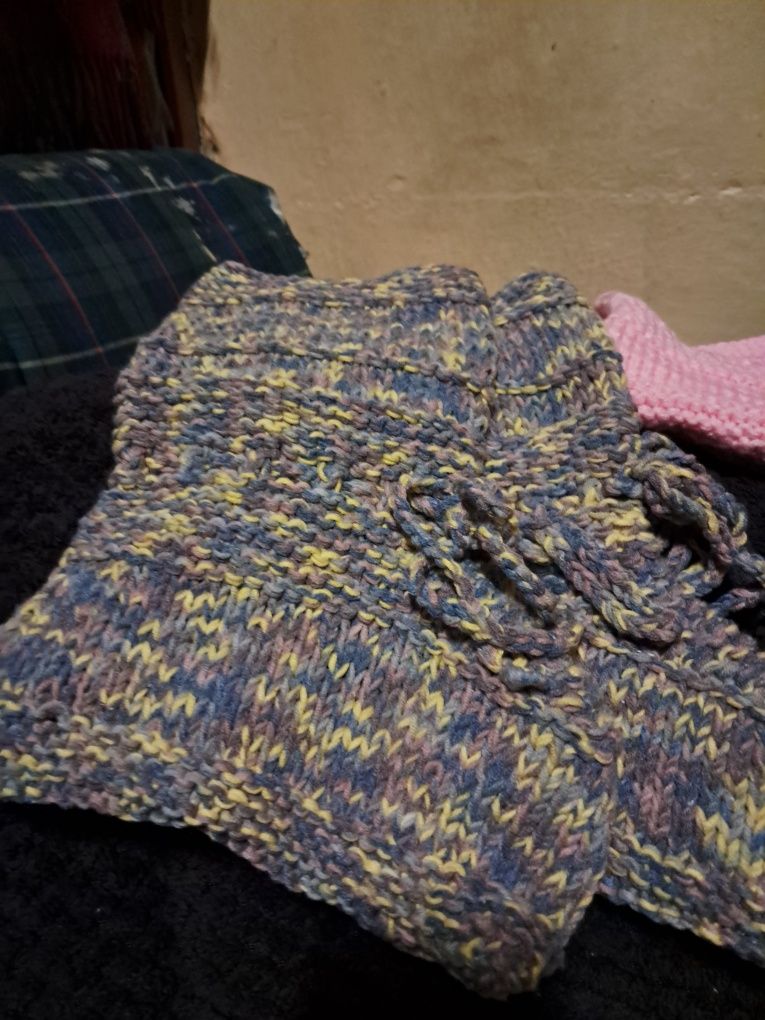 Vendo botas de la feitas ha mao  criança e adulto 10€ cada par