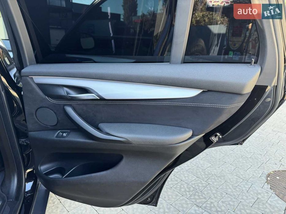 BMW x5 2017 офіціал