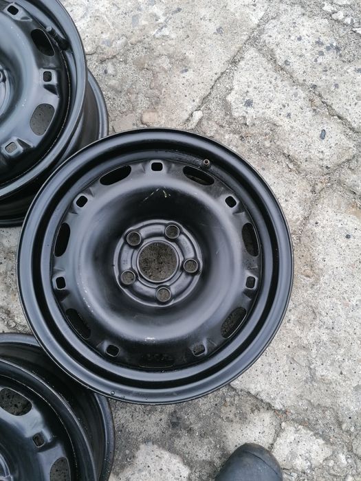 Sprzedam bardzo ładne felgi 5x100 r14