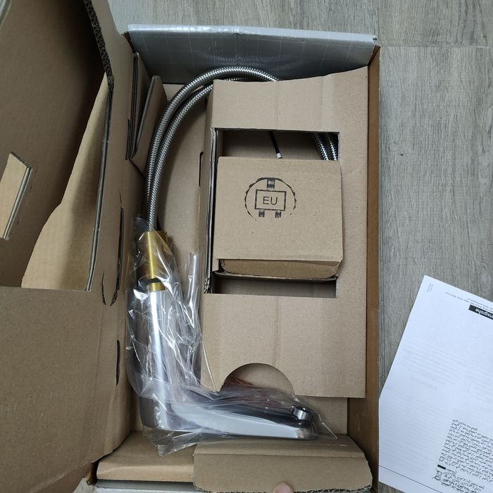 Продам електричний кран Hansgrohe 31174000