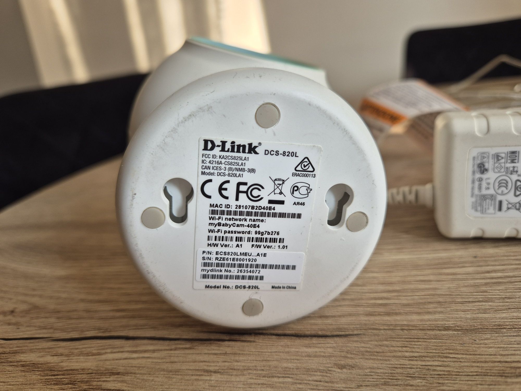 Niania elektroniczna z kamerą EyeOn™ Baby Junior Plus
DCS-820L