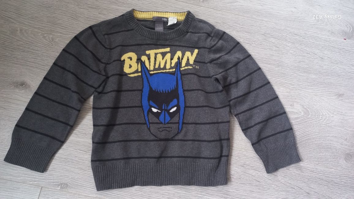 H&M Zestaw swetrów chłopięcych 98 104 Batman sweter bawełniany paski