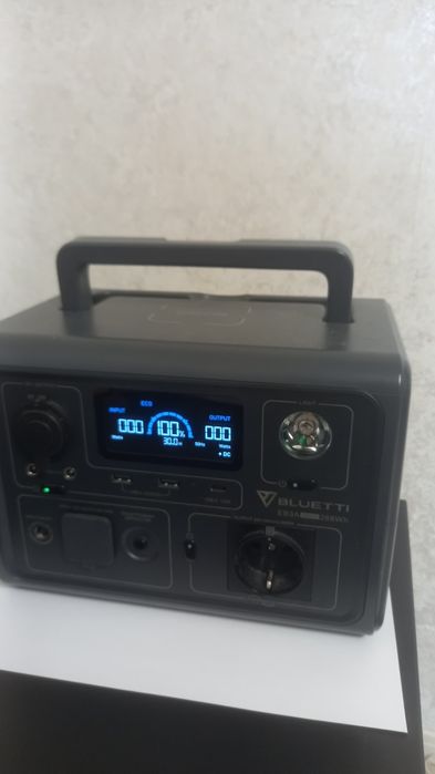 Зарядна станція Bluetti EB3A