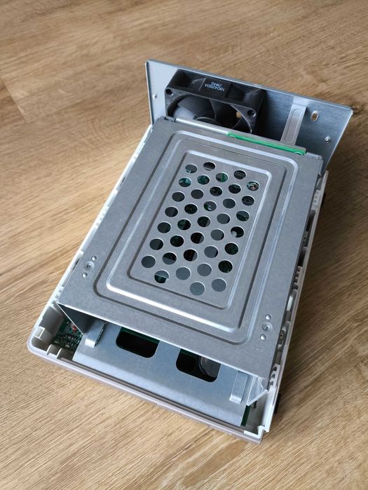 Uszkodzony serwer TurboNAS TS-251