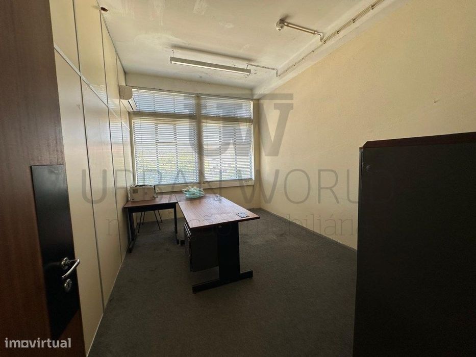 Escritórios P/ Arrendamento, Mafra, 110 - 130 m²