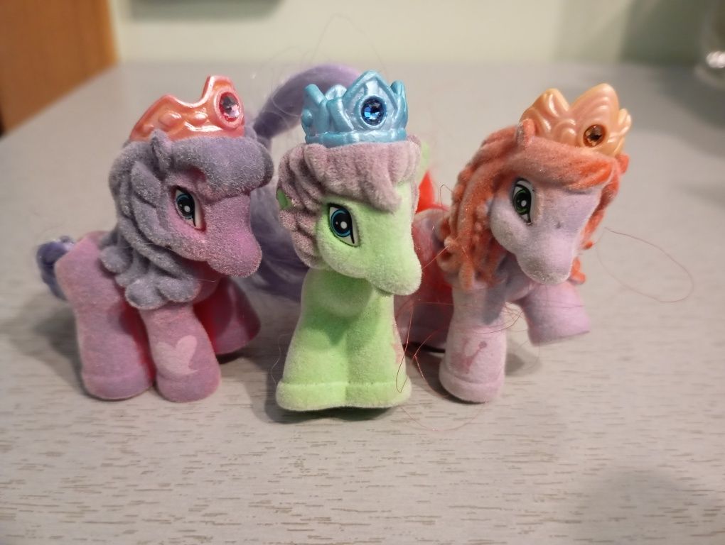 Unicórnios miniaturas