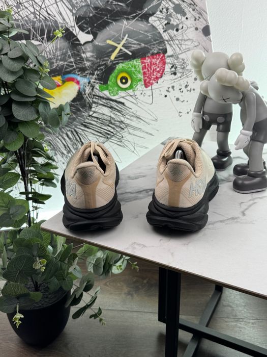 Кросівки Hoka Clifton 9 45 розмір Е6907