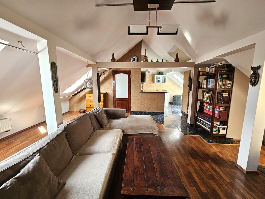 Sprzedam dom gotowy do zamieszkania i prowadzenia działalności