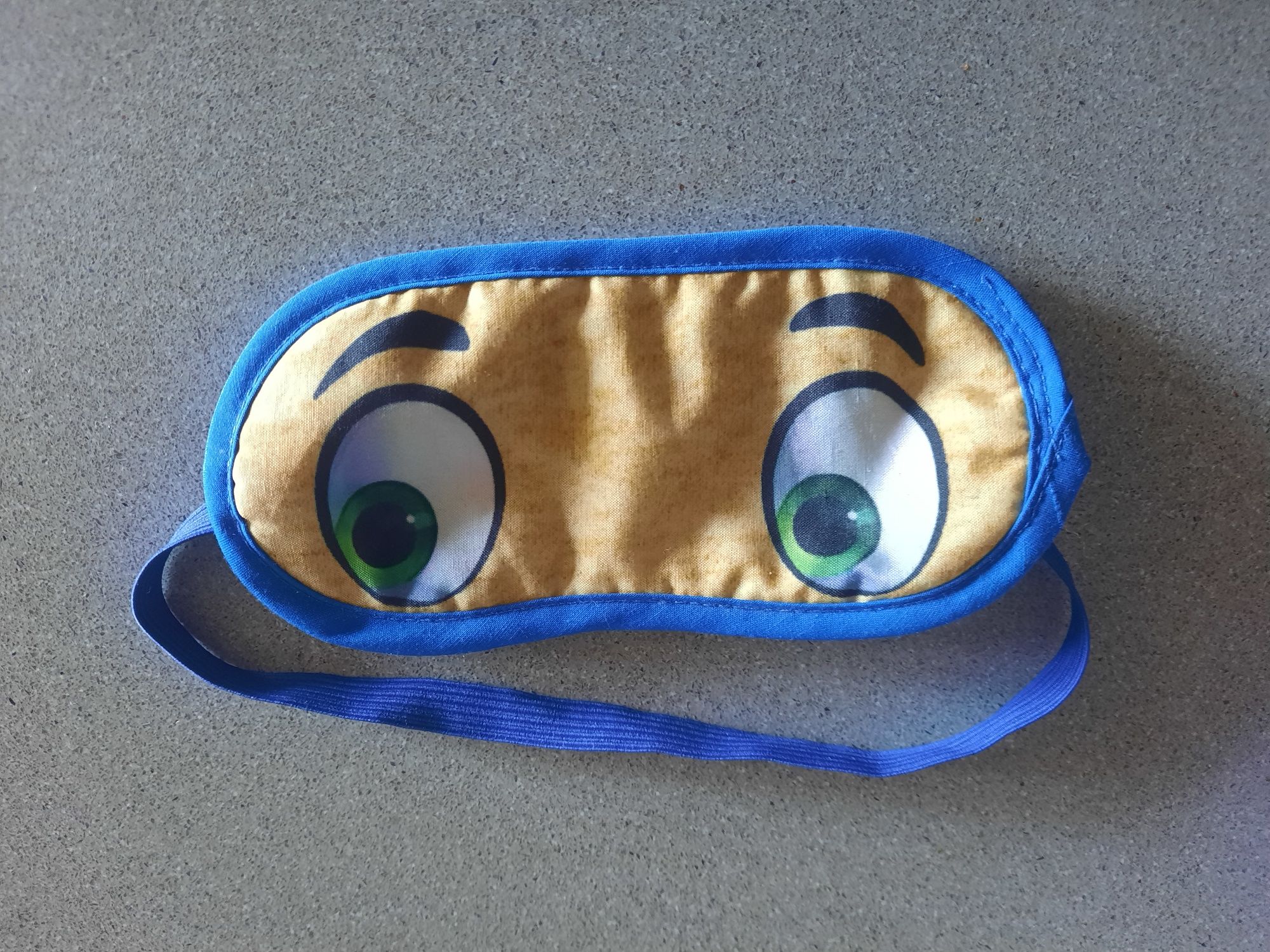 Mascara de dormir