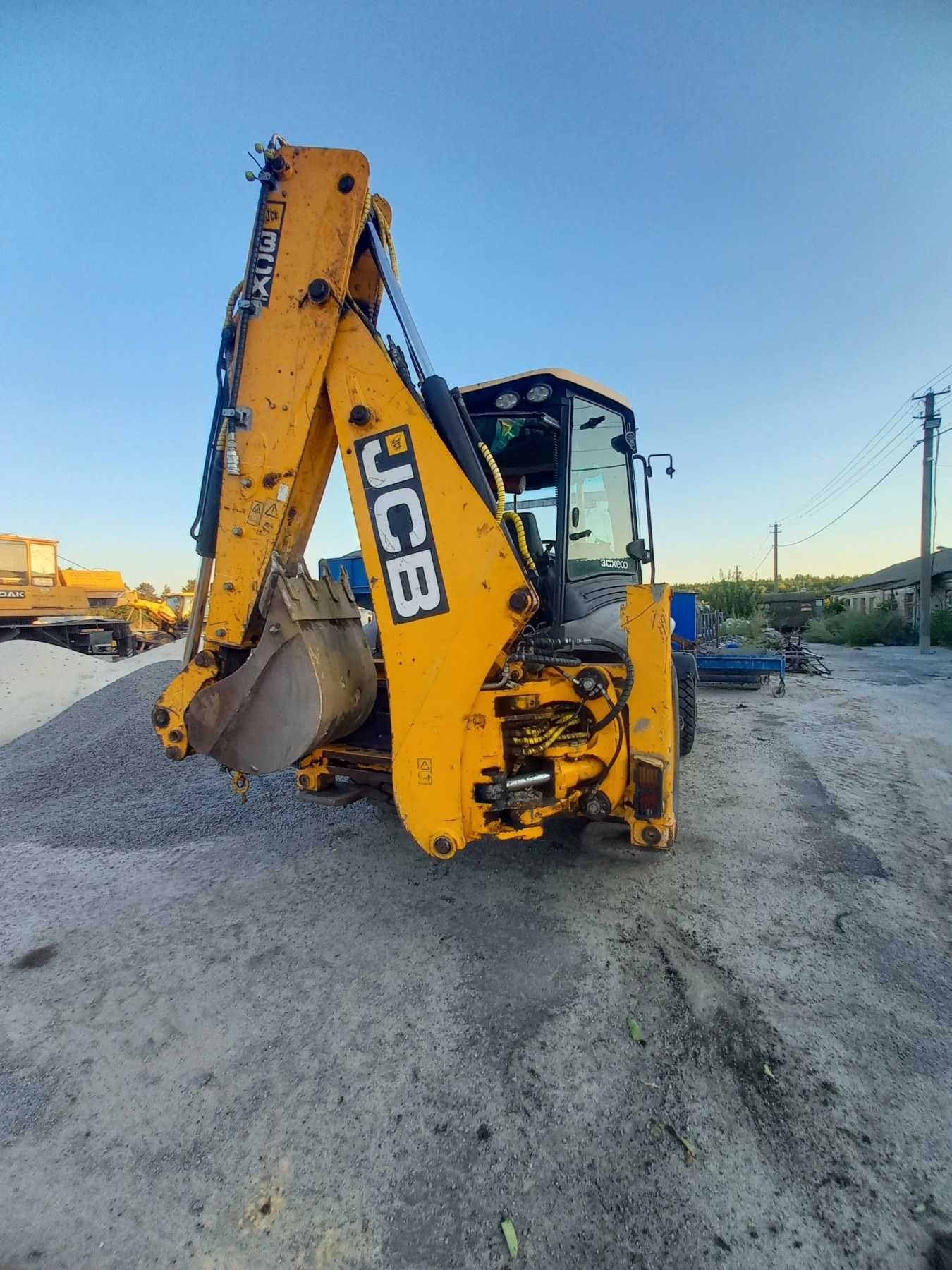 Продам JCB 3CX Sitimaster