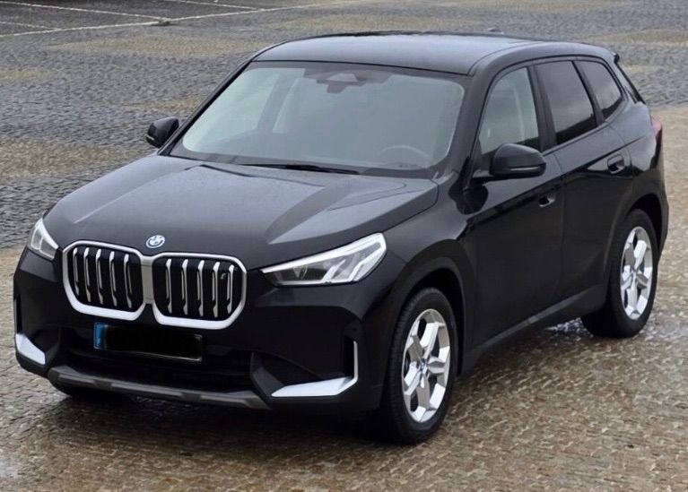 BMW iX1 xDrive30