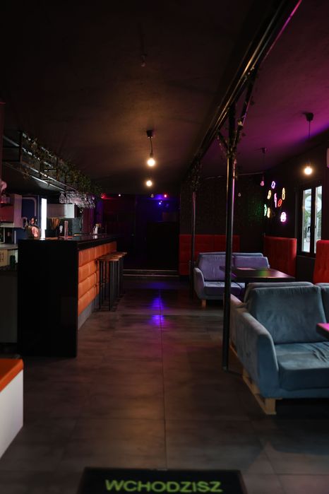 odstąpienie lokalu BAR NOCNY "NA JEDNEGO"