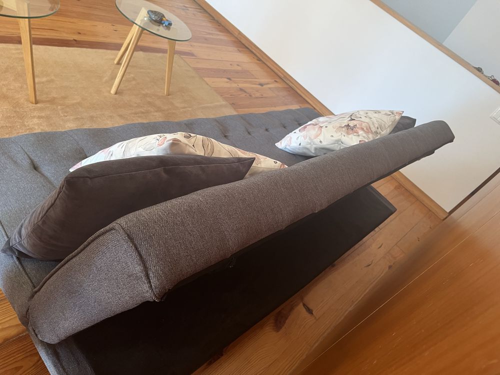 Sofa cama cinzento