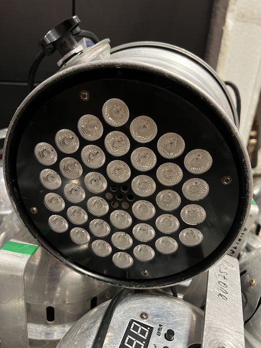 Продам led par RGB 36 3