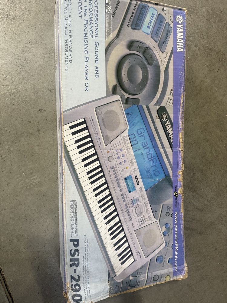 Sprzedam -YAMAHA PSR-290 keyboard