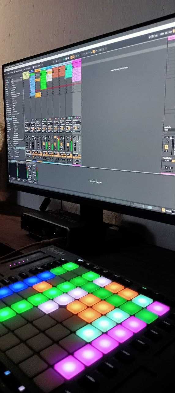 AKAI APC 64 – Controlador Ableton + Sequenciador Standalone