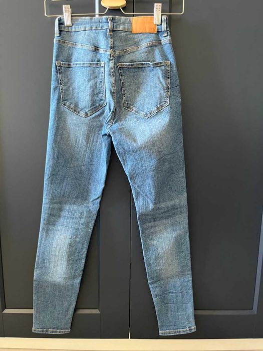 Jeansy ZARA rozmiar 36, stan bdb