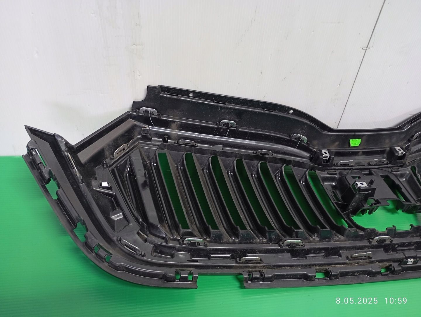 GRILL ATRAPA ZDERZAKA SKODA OCTAVIA 4 5E3853653 19-22