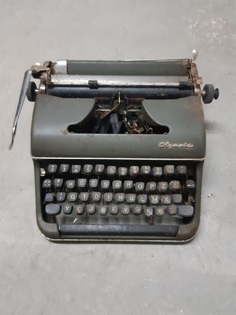 Maquina de escrever olympia