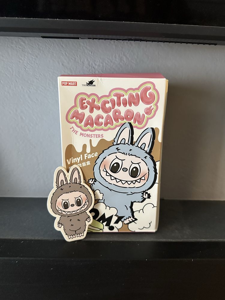 Figurka brelok Popmart the macarons sesame bean brązowy