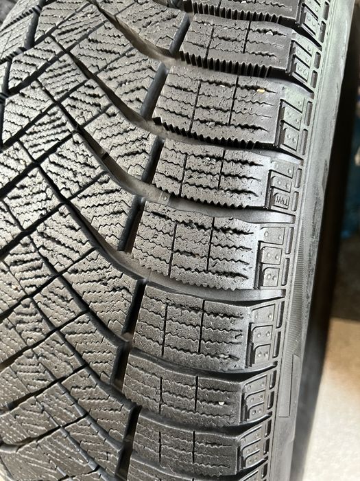pirelli ice zero fr 235 55 r19