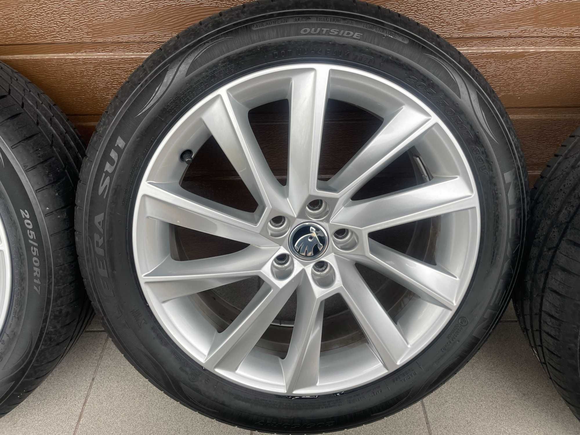 Alu felgi, alufelgi koła do skoda 17" 205/50/R17 Stratos, super stan