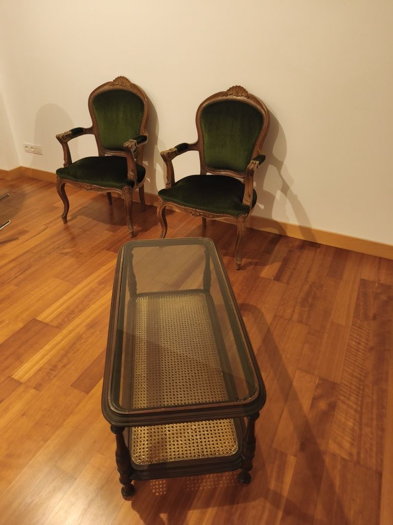 Cadeiras e Mesa antigas