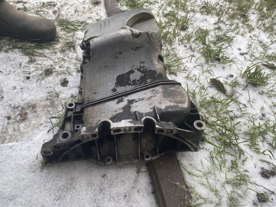 Піддон масляний Audi a6c5 1,8t.  058103603A, 058103603E