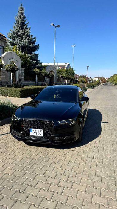ТЕРМІНОВО ! Автомобіль Аudi A5 2015