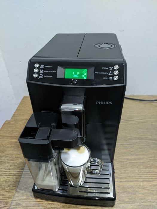 Кавоварка Philips Saeco Minuto Cappuccino