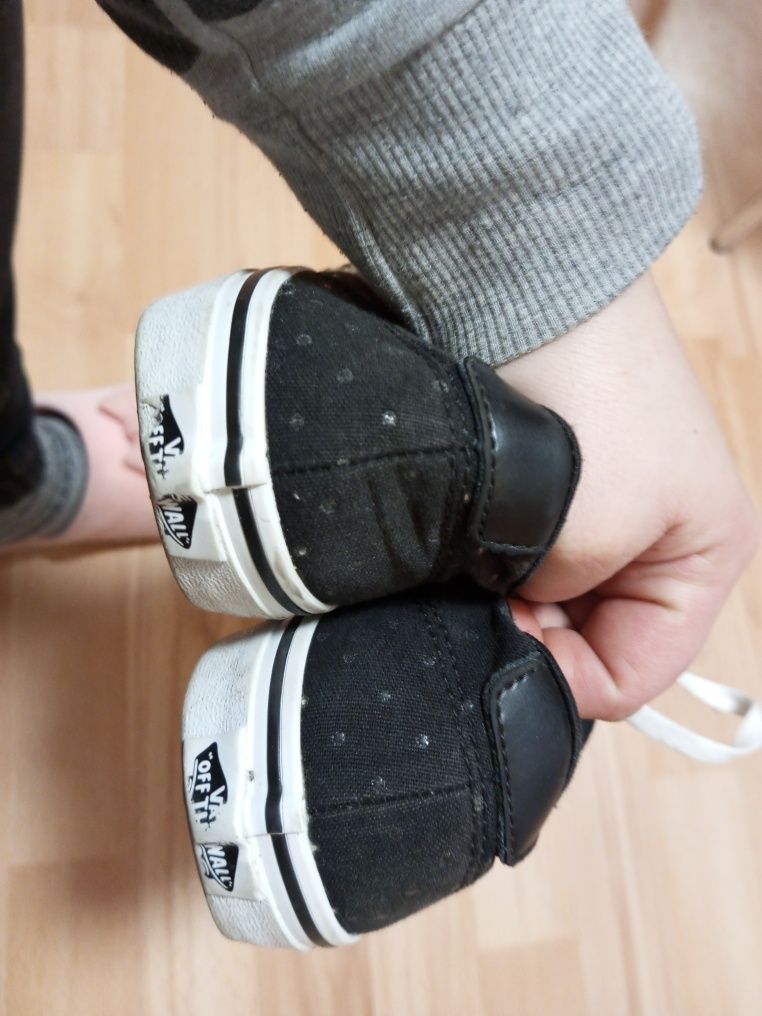 Czarne trampki Vans