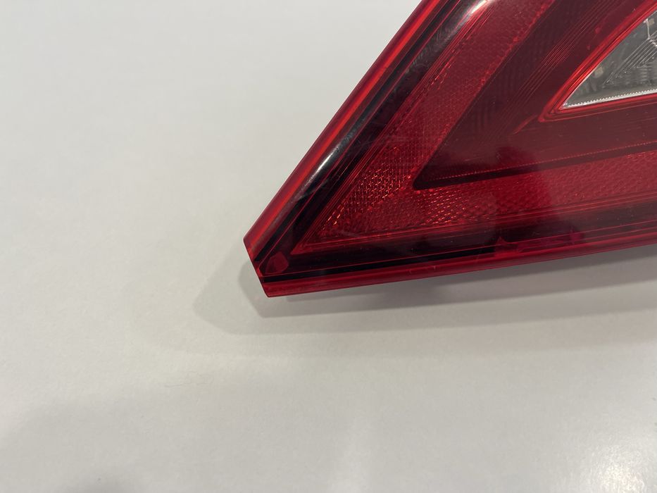 Задня права діодна фара на Mersedes Benz CLS250d 2015