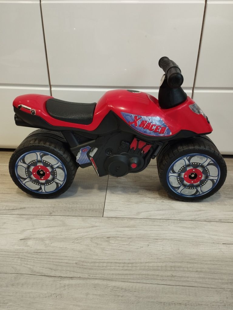 Motorek biegowy jeździk