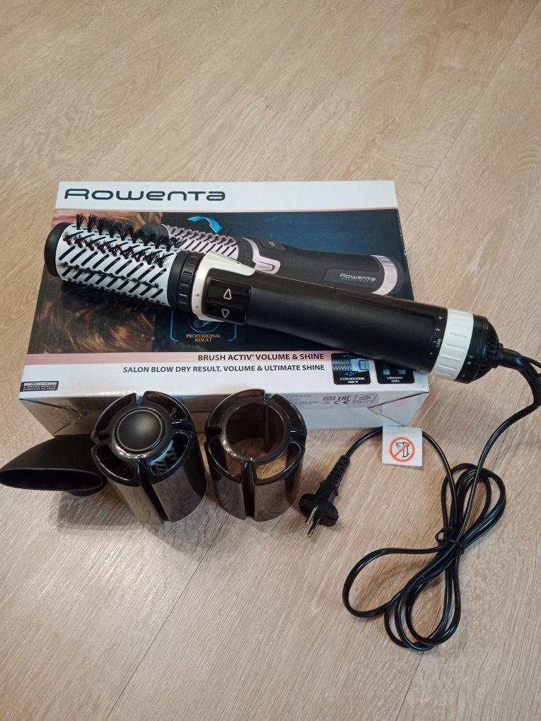 Продам фен-щетку
