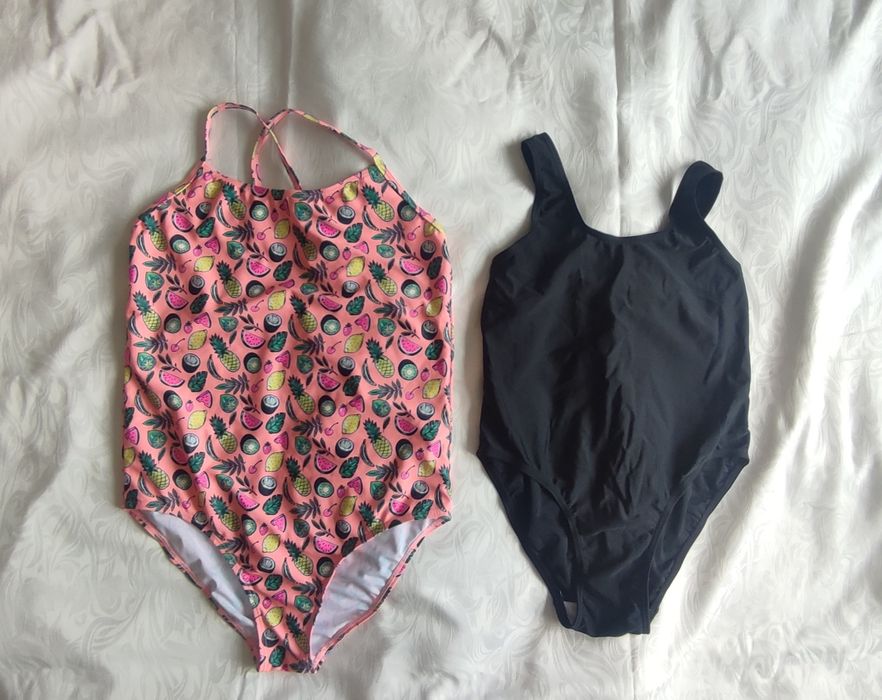 Dwa stroje kąpielowe jednoczęściowe 12/13 lat 152/158 cm