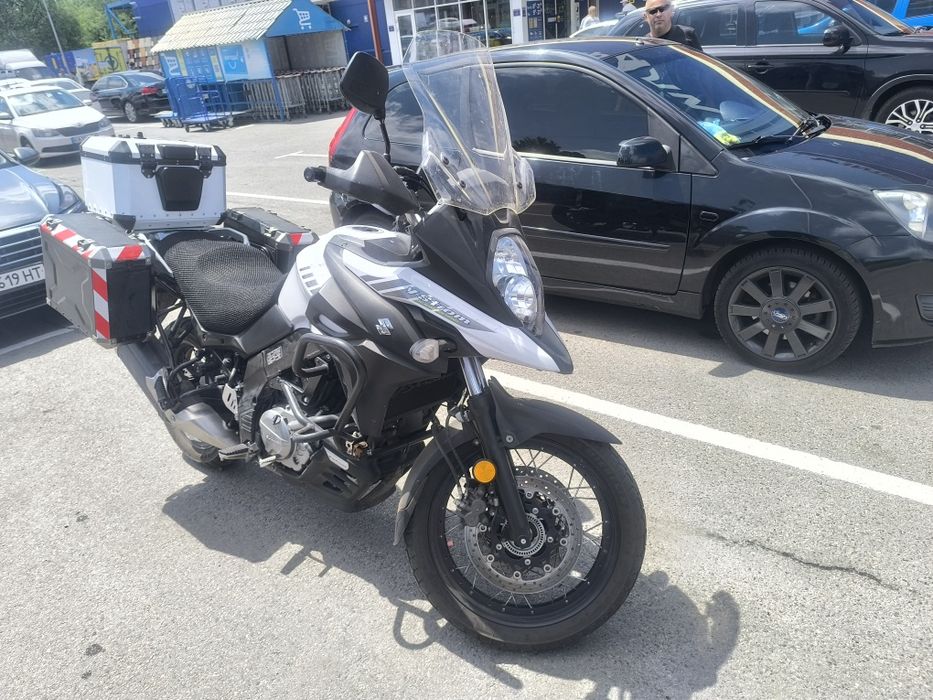 Suzuki  V  Strom