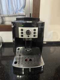 Maquina de Cafe Delonghi Magnifa S