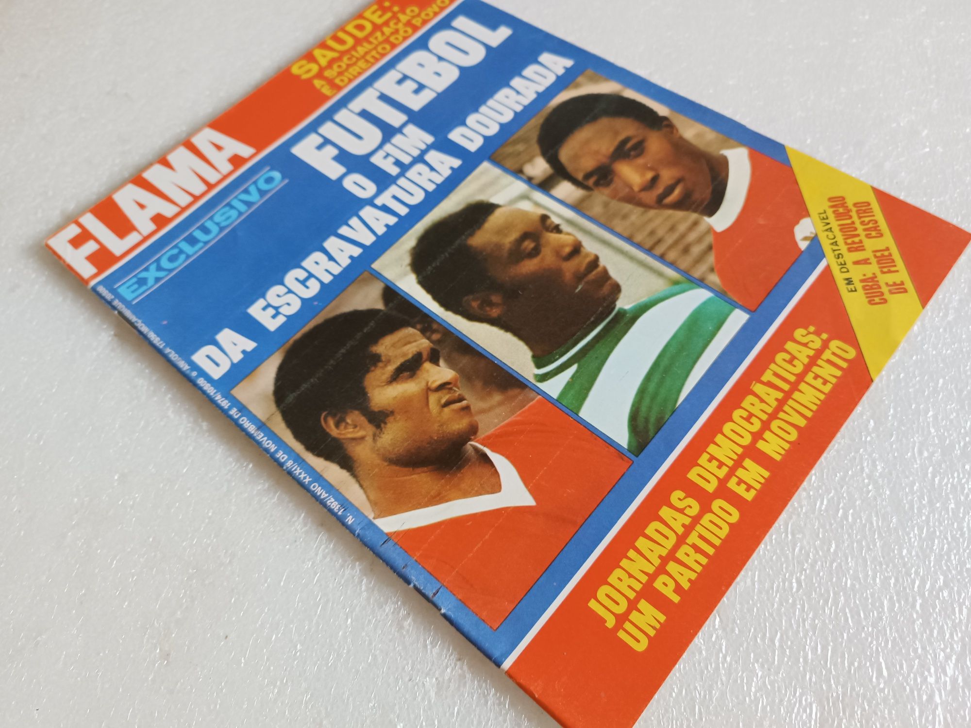 Antiga revista Flama com Eusébio ná capa Novembro de 1974