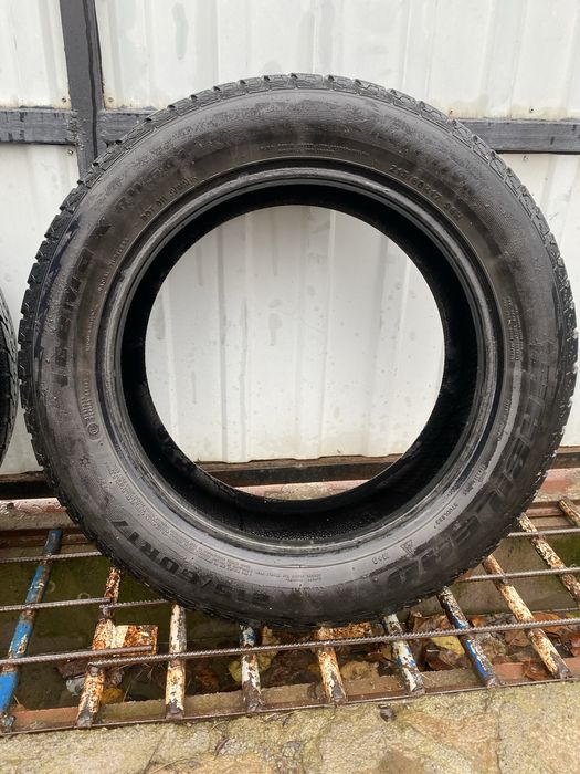 Пара зимових шин 215/60 р 17 2021 року