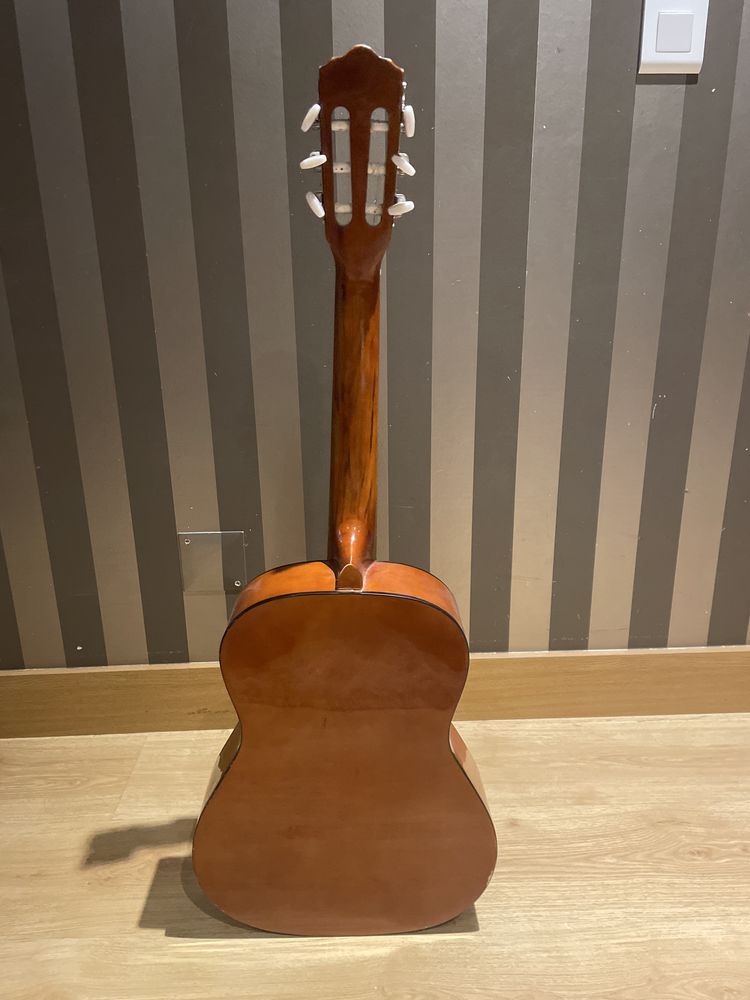 Guitarra 3/4 usada