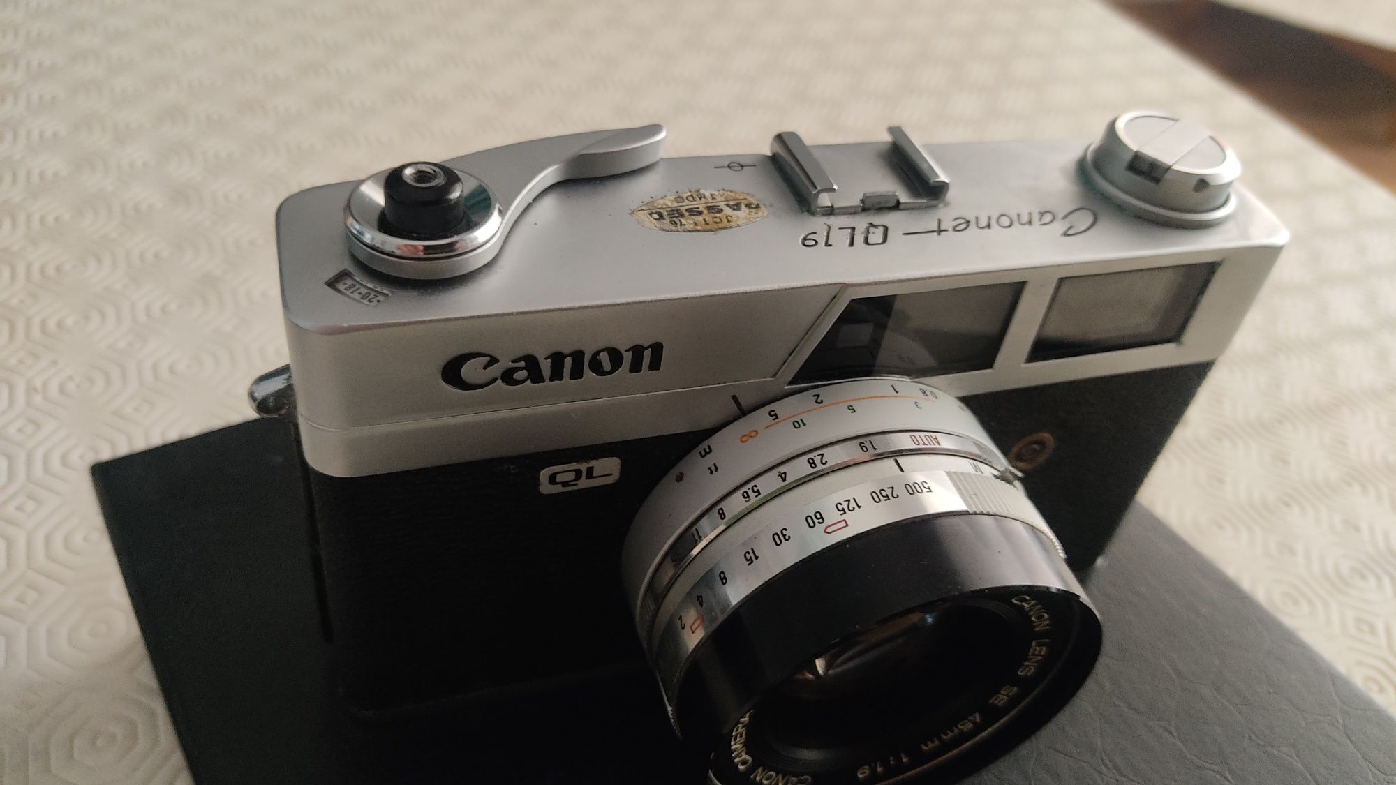 Canon canonet QL-19
