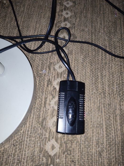 Candeeiro alto para 4 focos de luz