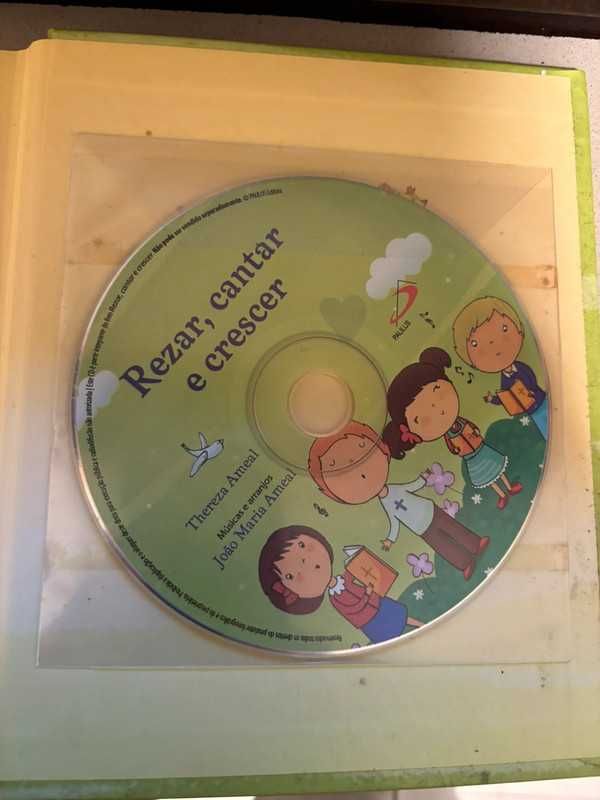 Livro "Rezar, cantar e crescer"