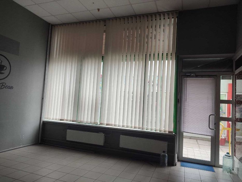 Оренда приміщеня 40,5 м2/ пр. Ювілейний 57/106/ червона лінія