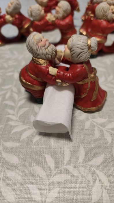 Para decoração  8 conjuntos