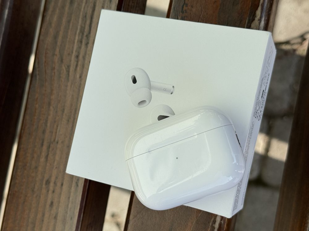 Навушники APPLE AirPods Pro (2nd Generation)