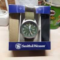 Тактические часы Smith&Wesson.