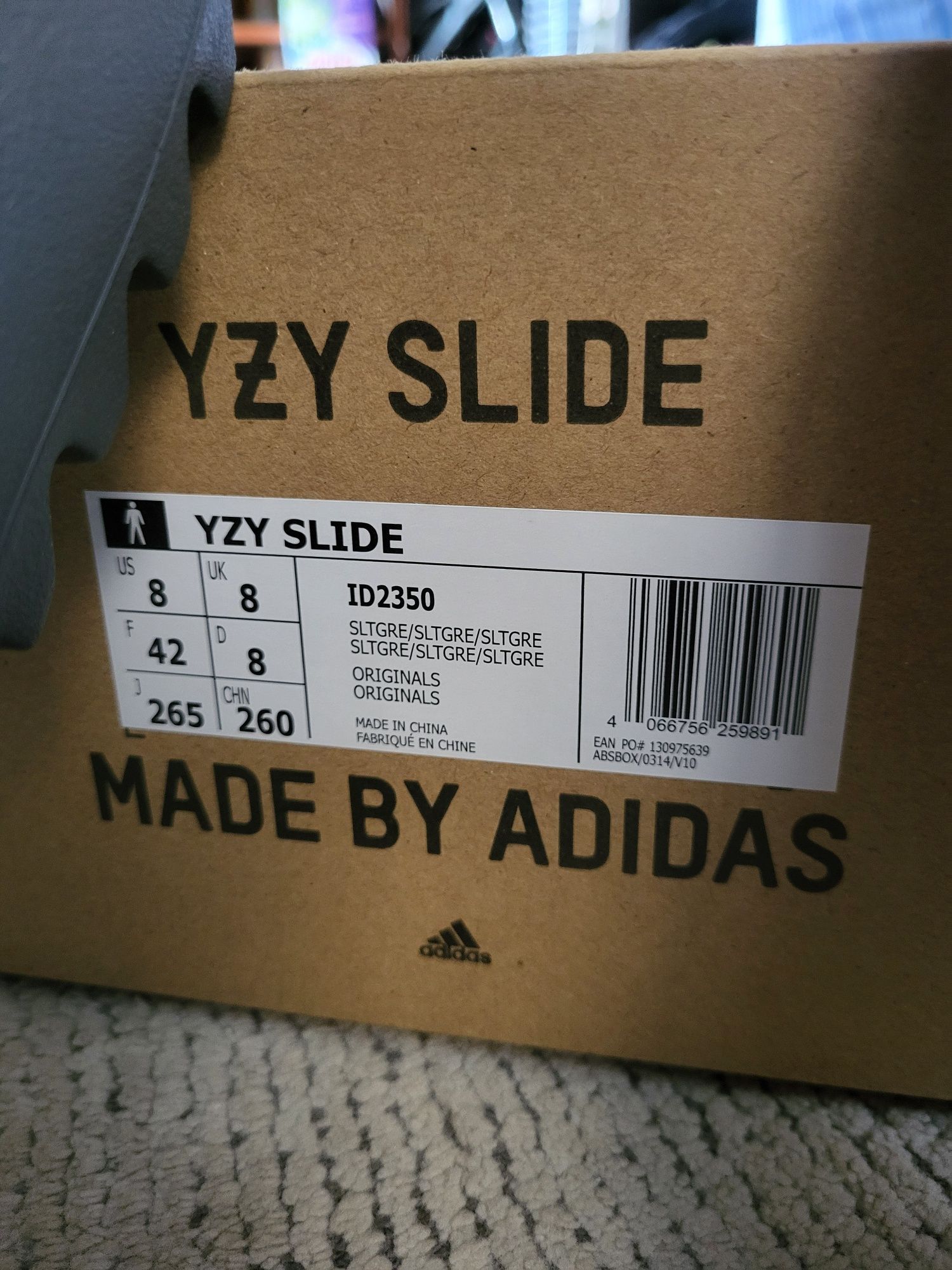 Yeezy adidas klapki