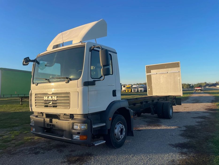 MAN TGM 15.280  Rama 7.50m